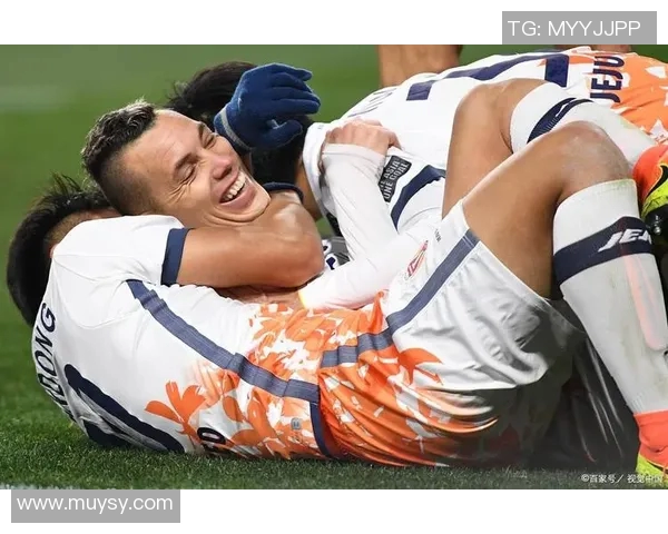 济州联队与城南足球俱乐部激战正酣谁能在这场较量中笑到最后