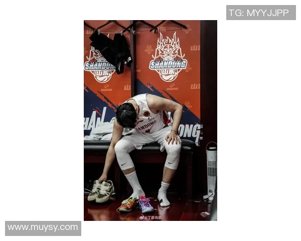 周鹏:从篮球场上的拼搏者到人生舞台上的奋斗者的精彩旅程 周鹏:从篮球场上的拼搏者到人生舞台上的奋斗者的精彩旅程